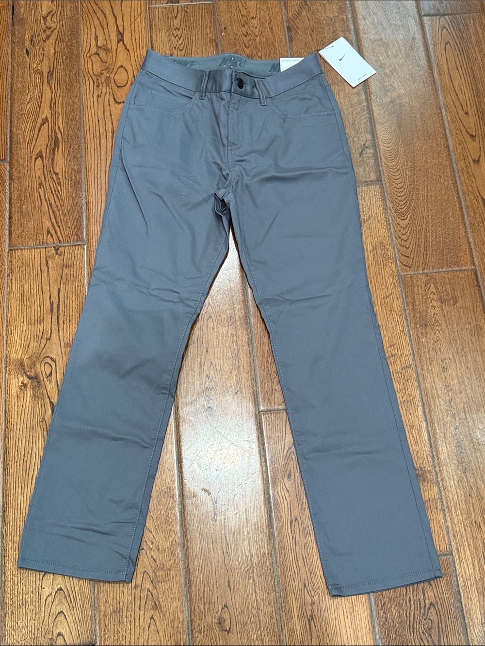 Nike boys youth gray chino golf pants sz M Standard Fit NWT Dri- Fit